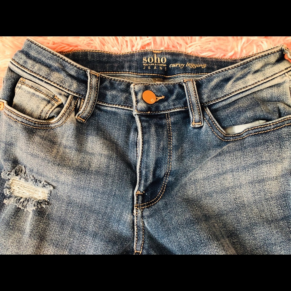 Jeans - Picture 2 of 16